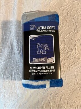 Memphis Tigers Ultra Soft Blue & Gray Tailgate Throw